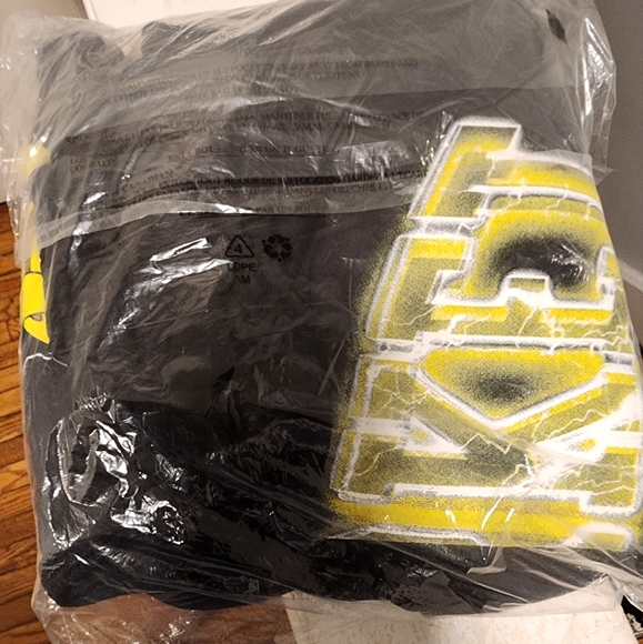 Sweatpants - Picture 1 of 4